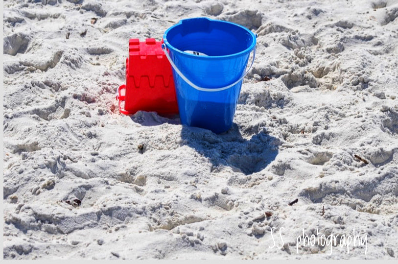 Notecard ~ Beach Sand Buckets Delnor-Wiggins